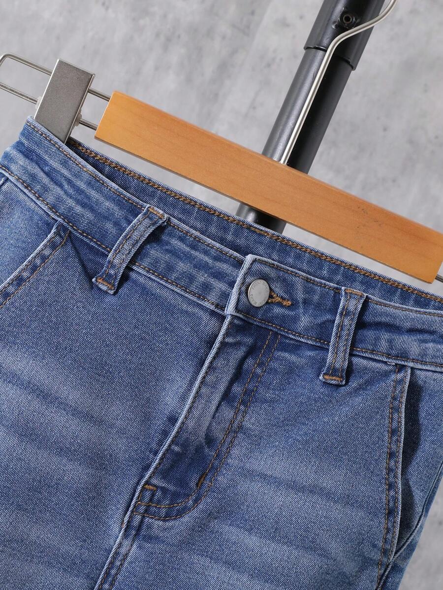 SHEIN Tween Boy Flap Pocket Side Cargo Jeans