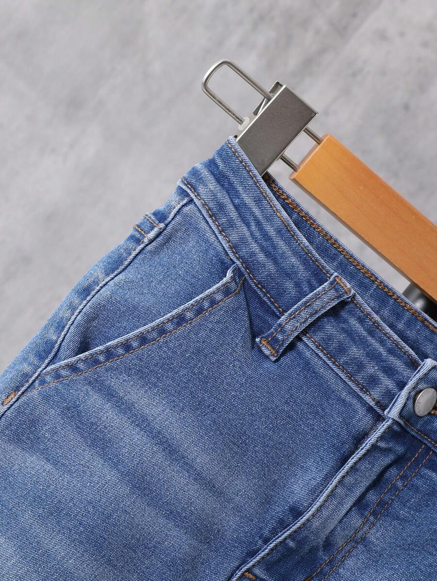 SHEIN Tween Boy Flap Pocket Side Cargo Jeans