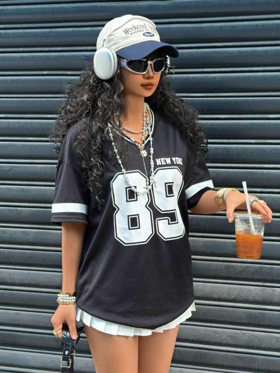 SHEIN Teen Girls Fashionable Loose Fit T-Shirt