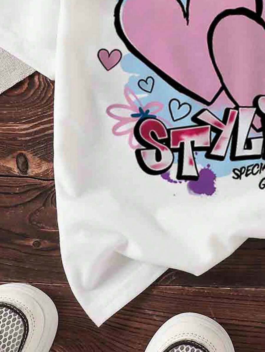 Tween Girls Classic Art & Heart Graffiti Print T-Shirt