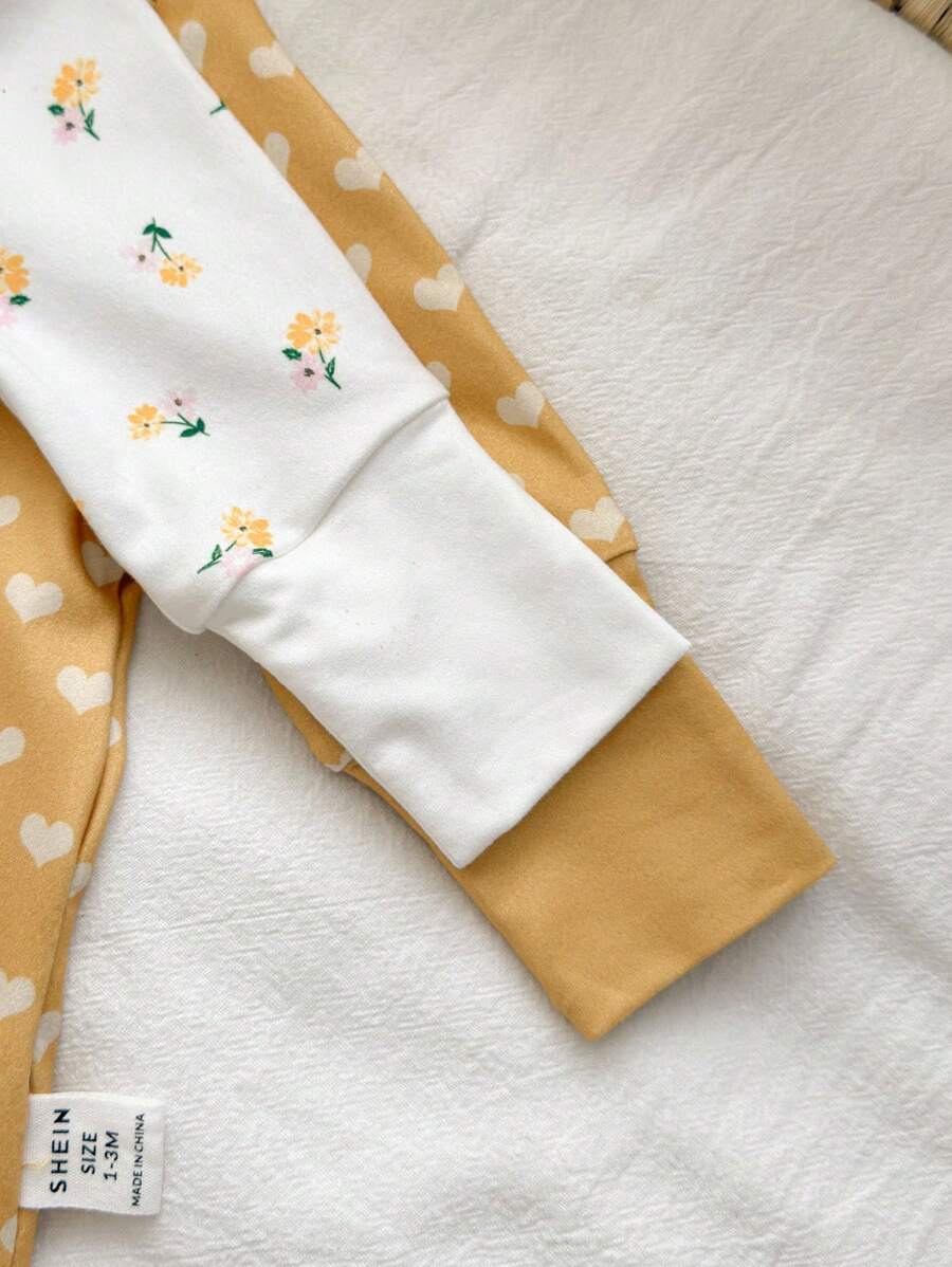 2pcs Baby Girl Knit Floral Polka Dot Romper Set