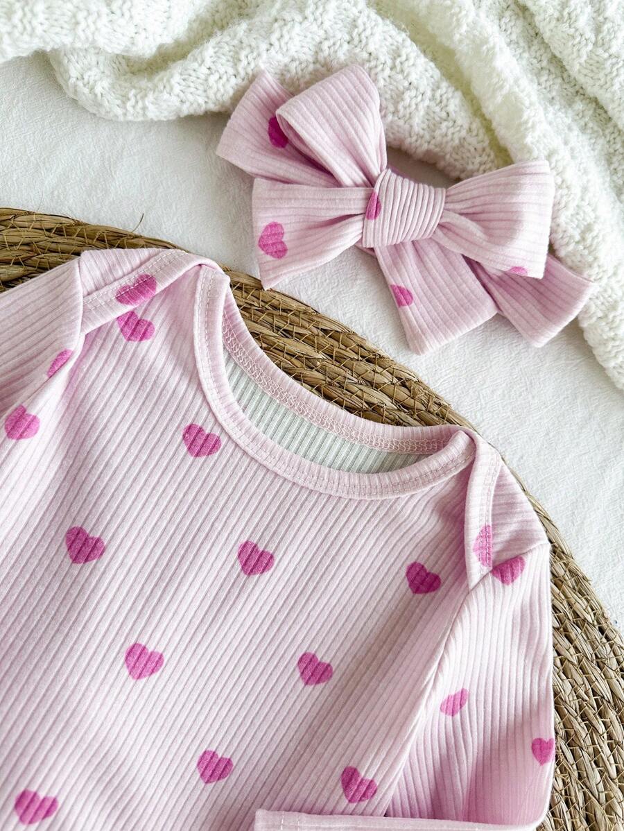 4pcs Baby Girl Pink Heart Romper & Blanket Set